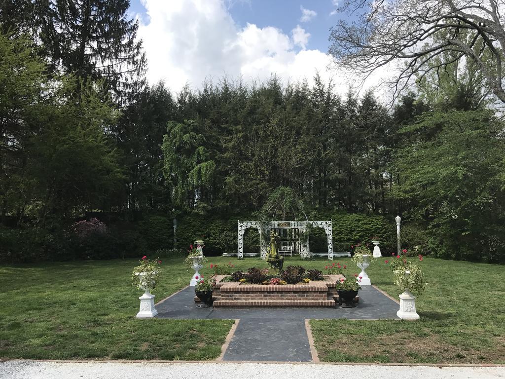 The Melange Inn Hendersonville Ngoại thất bức ảnh
